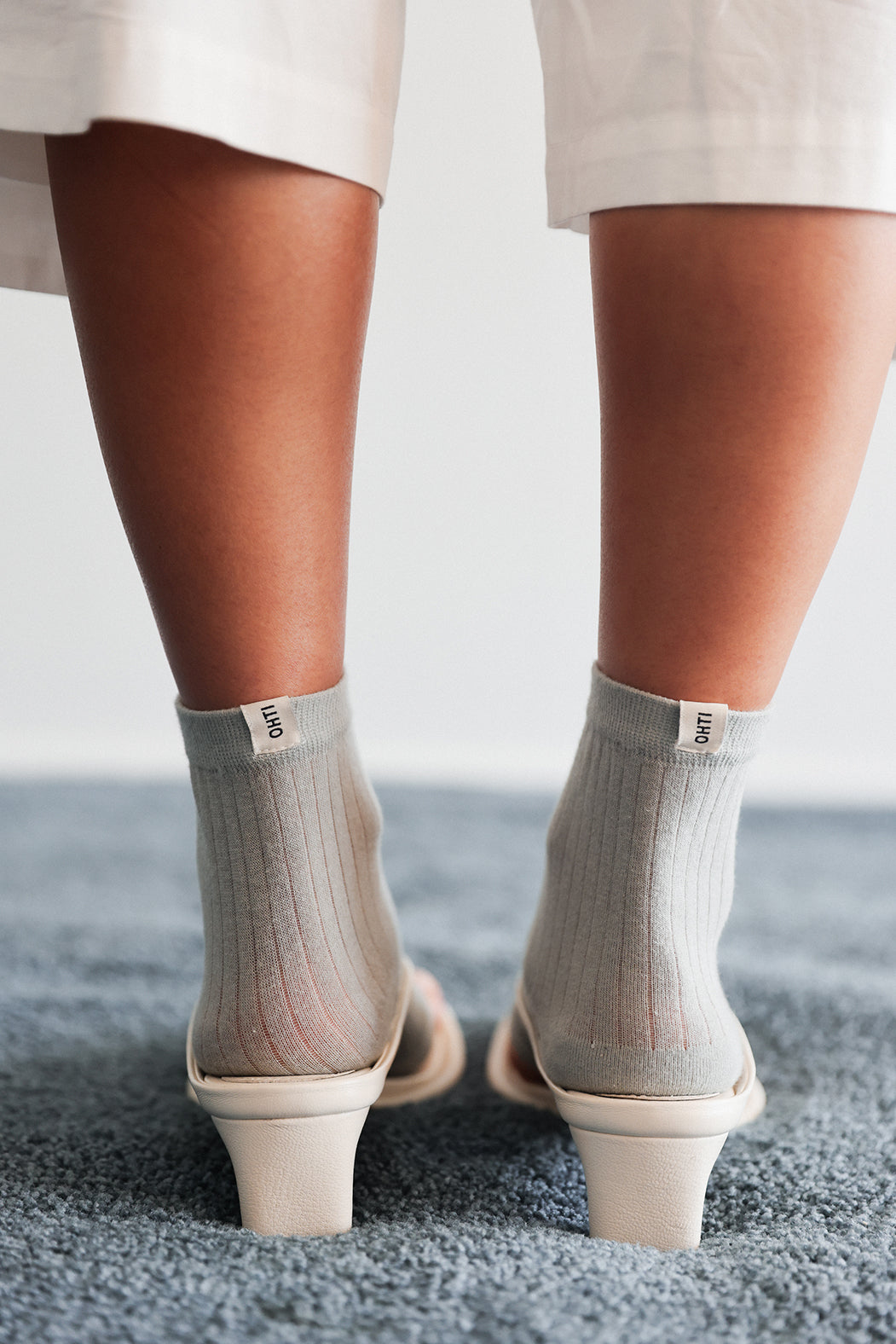 grey ohti x cmnty grdn collab toeless socks